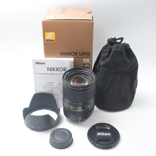 Nikon nikkor 18 300mm - af-s,