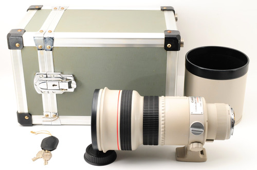 Canon 300mm 8 l - ef, f/2.8